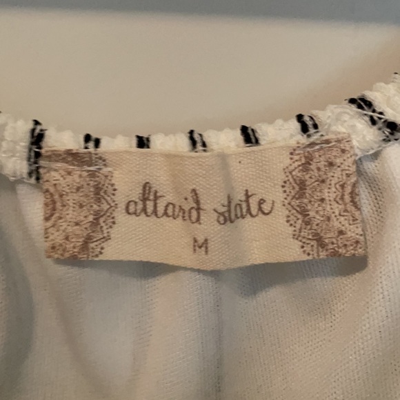 Off the shoulder top altard state - Picture 3 of 5